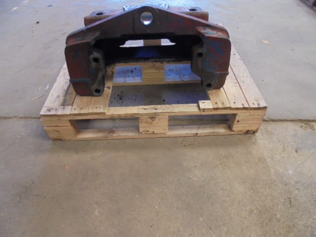 For FORD 4600 2wd FRONT AXLE BOULSTER Good Centre Pin Hole