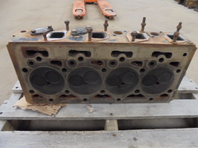 For CASE 4240 / 895 ENGINE CYLINDER HEAD ASSEMBLY