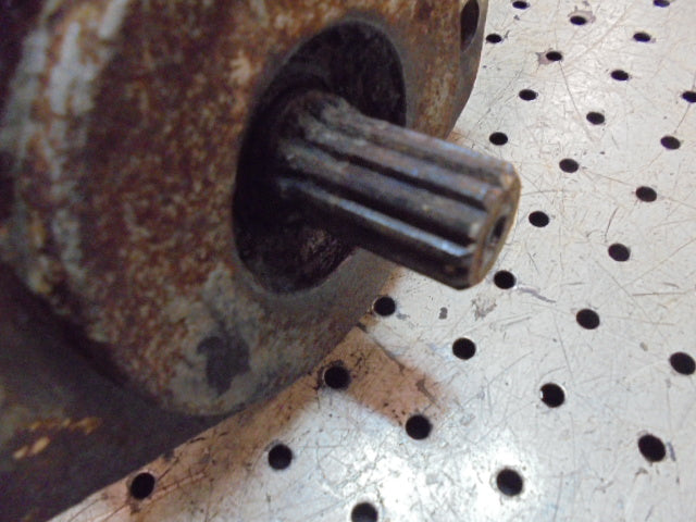 For FORD 550 / 545D MAIN HYDRAULIC PUMP