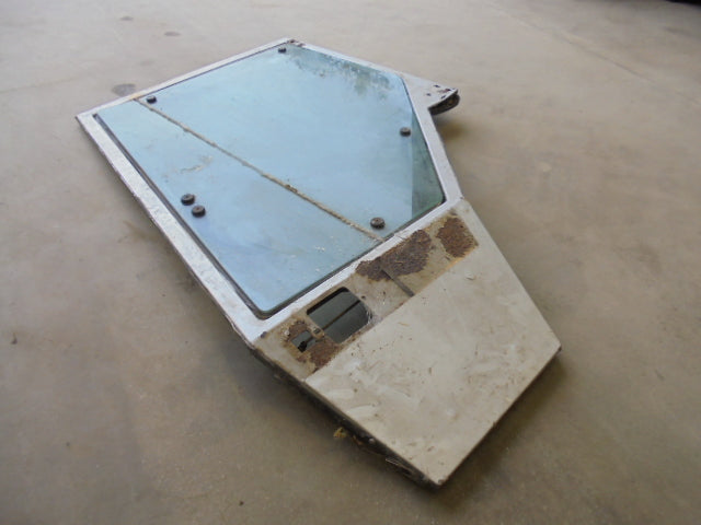 For MASSEY FERGUSON 3000 SERIES LH DOOR ASSEMBLY