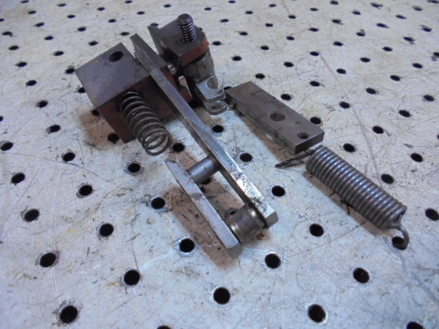 For DAVID BROWN 995, 996 HYDRAULIC CROSS SHAFT HEIGHT SENSING BLOCK