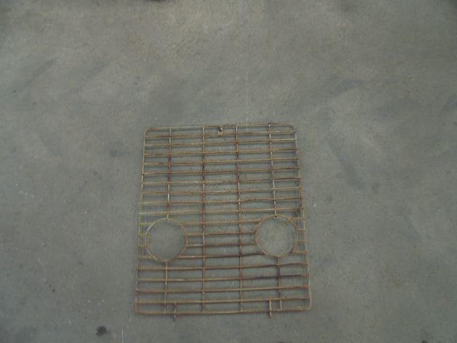 For IH 434 FRONT GRILL