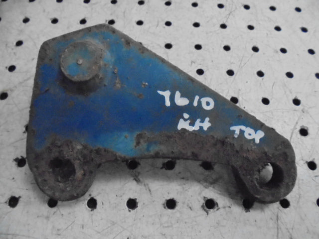 For FORD 5610 6610 7610 RH TOP PICK UP HITCH LIFT ROD BRACKET