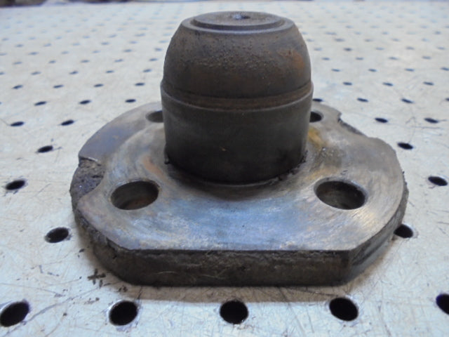 For CASE 4240,30 / 895 CARRERO 707 4wd FRONT AXLE LH SWIVEL LOWER PIN