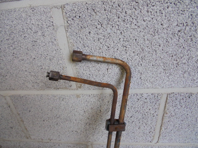 For FORD 5610 AP CAB POWER STEERING PIPES FROM ORBITAL TO PUMP
