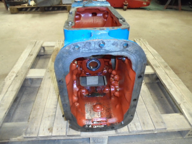 For FORD 5030 REAR CENTRE CASING - BARE