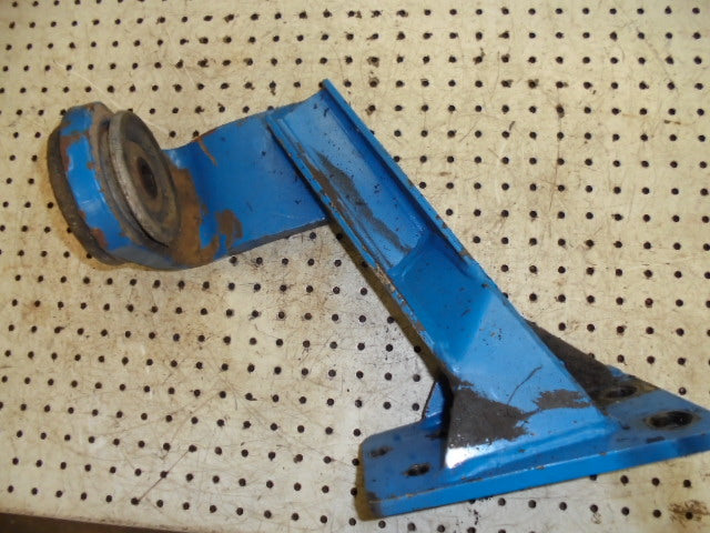 For FORD 5030 RH FRONT CAB MOUNT