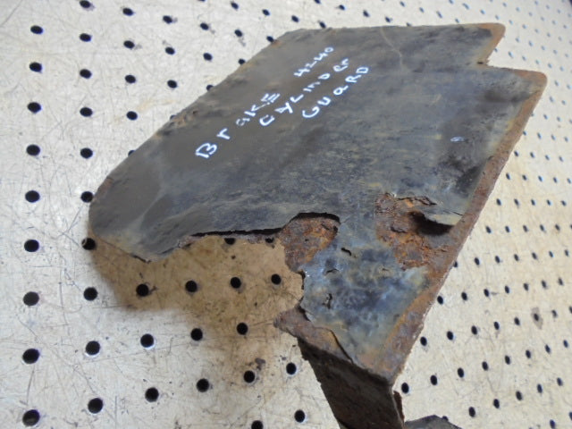 For CASE 4240 LP CAB BRAKE MASTER CYLINDERS GUARD