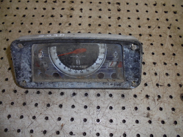 For FORD 4600 Q CAB DASHBOARD CLOCK - for spares