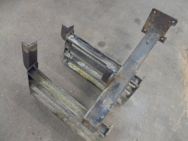 For FORD 545D RH FOOTSTEP