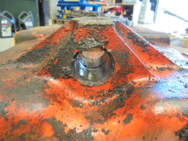 For DAVID BROWN 995/996 2wd FRONT AXLE BOULSTER