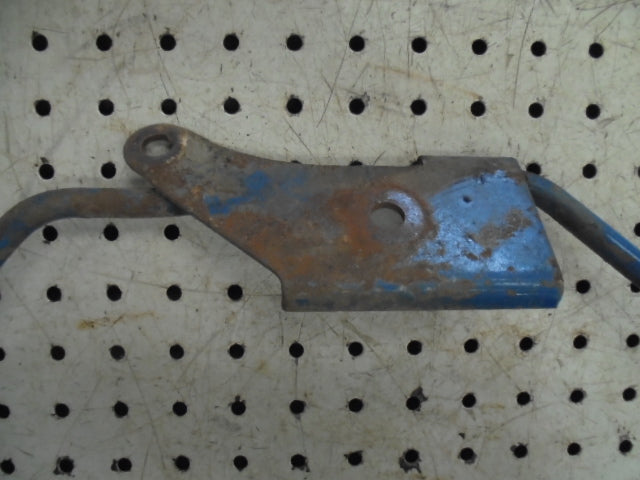 For FORD 5610 6610 7610 BONNET FRONT MOUNTING STAY (SQ CAB)