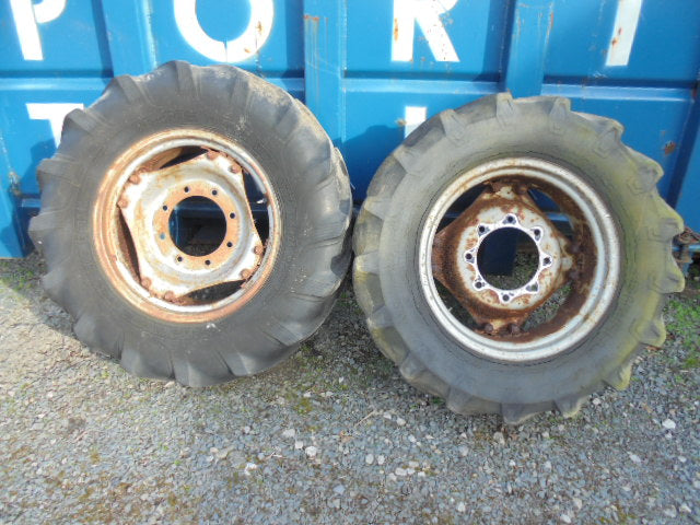 For CASE 4230 / 4240 4wd 13.6 X24 360/70R24 FRONT WHEELS & TYRES
