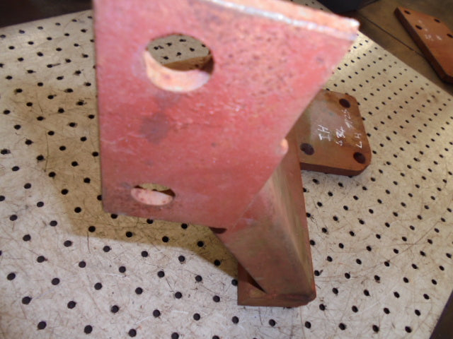 For INTERNATIONAL 434 LH FRONT CAB MOUNT