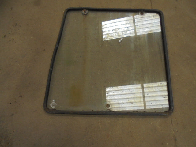 Ford 5610 6610 7610 (LP Cab) Left Hand Side Glass And Rubber Sealer