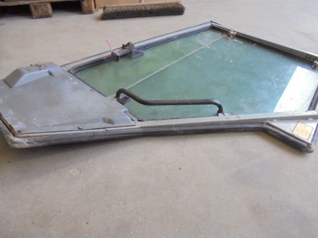 For MASSEY FERGUSON 3000 SERIES RH DOOR ASSEMBLY