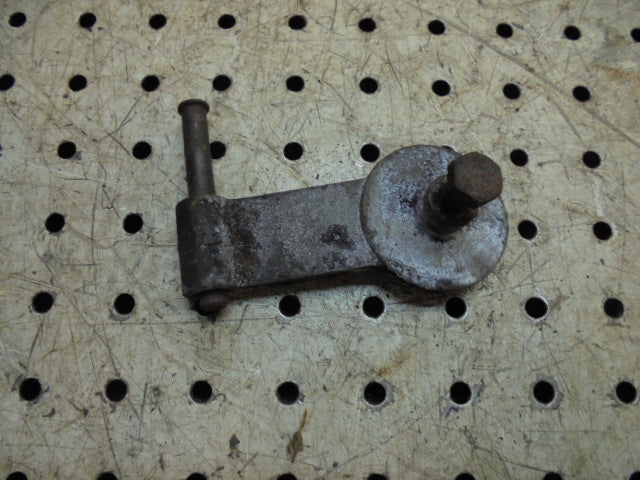 For MASSEY FERGUSON 300 series SILVER CAB REAR WINDOW HINGE