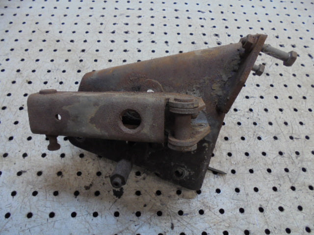For MASSEY FERGUSON 390 RH BRAKE SLAVE CYLINDER & LINKAGE ASSEMBLY