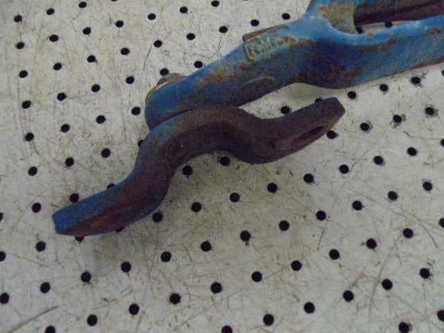 For FORD 4600 PICK UP HITCH LIFT ROD TOP BRACKET