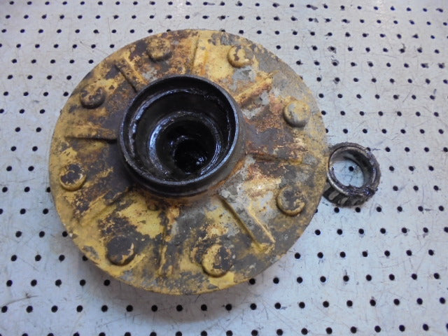 For FORD 545D 550 2wd LH FRONT WHEEL HUB