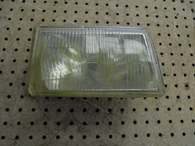 For CASE 4230 / 4240 RH FRONT HEADLAMP