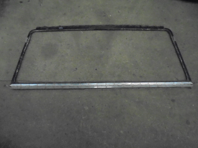 For FORD 5610 6610 7610 REAR WINDOW TOP FRAME WITH TOP & MIDDLE HINGE Q CAB