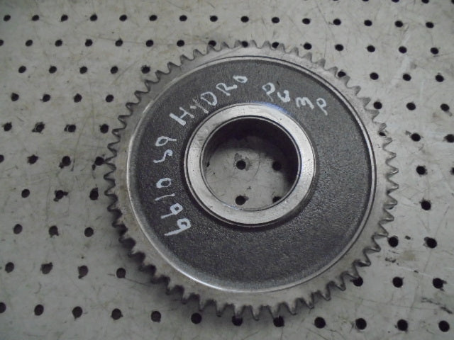 For FORD 5610 6610 7610 HYDRAULIC PUMP DRIVE GEAR on rear of gearbox