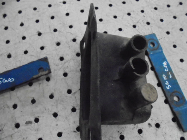 For FORD 5610 6610 LP CAB SPOOL LEVER RUBBER GAITER & BRACKETS