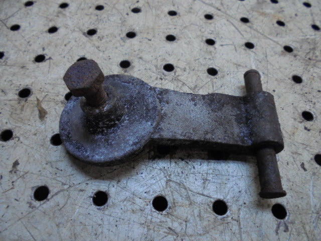 For MASSEY FERGUSON 300 series SILVER CAB REAR WINDOW HINGE B