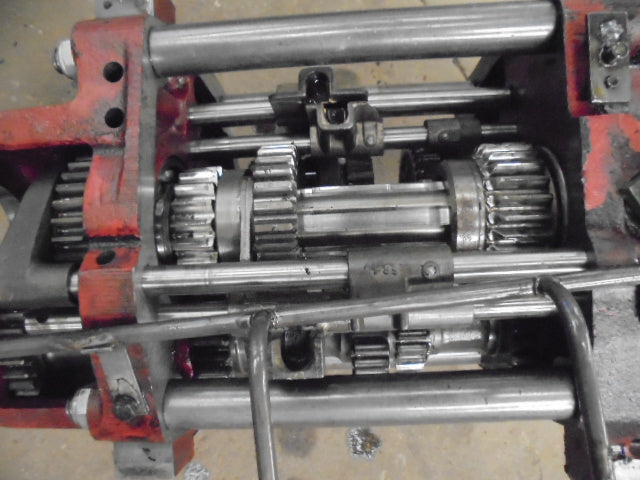 For DAVID BROWN 990 995 996 GEARBOX ASSEMBLY (from Q cab tractor)