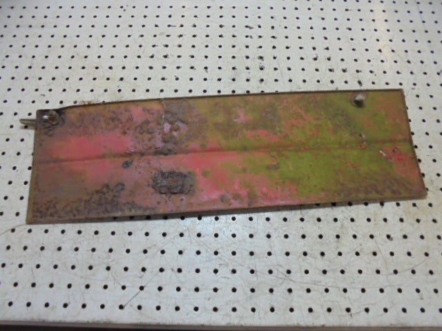 For MASSEY FERGUSON 135 BONNET DIESEL TANK PANEL