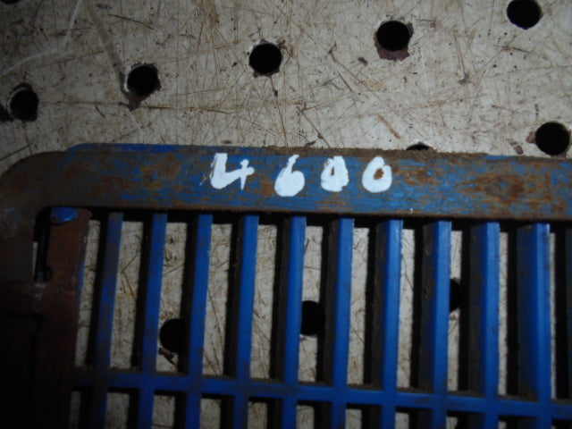 For FORD 4600 Q CAB INTERNAL CAB ROOF VENT