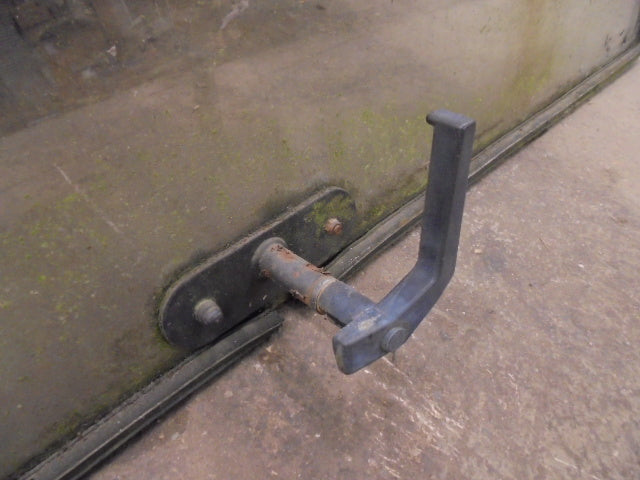 For FORD 545D CAB REAR WINDOW ASSEMBLY