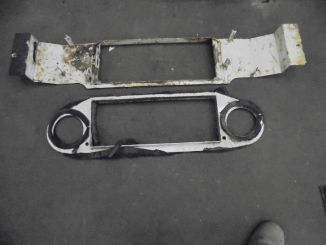 For FORD 5610 6610 7610 LP CAB HEATER FAN MOUNTING BRACKET