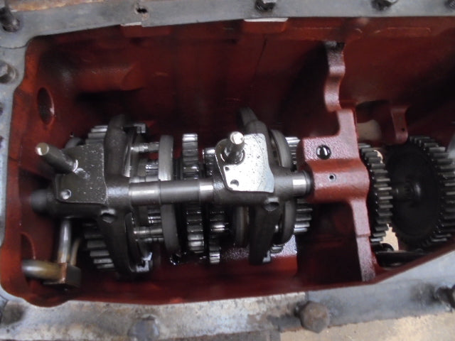 For CASE 4240 4wd GEARBOX AND REAR AXLE ASSEMBLY