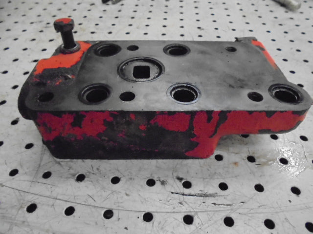 For DAVID BROWN 1490 1390 HYDRAULIC SPOOL VALVE MOUNTING BLOCK