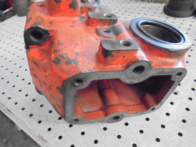 For DAVID BROWN 1490 HYDRAULIC CROSS SHAFT RH MOUNTING HOUSING ASSEMBLY