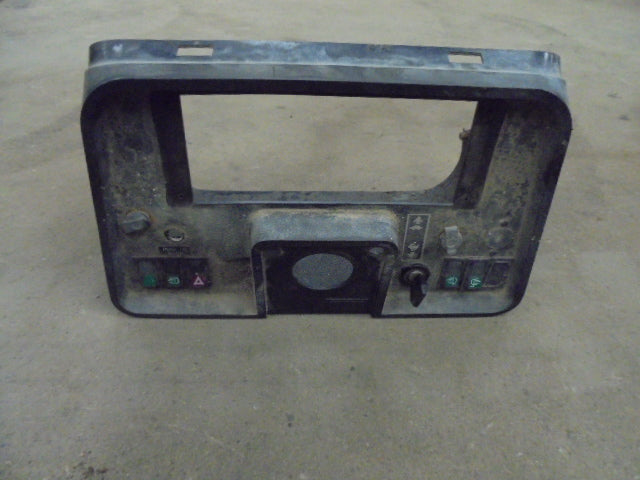 For CASE 42 series LP CAB DASHBOARD SURROUND