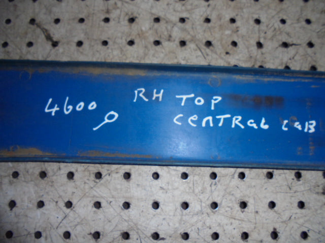 For FORD 4600 Q CAB RH TOP CENTRE CAB PILLAR COVER