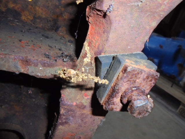 For DAVID BROWN 1210 /1212 2wd FRONT AXLE BOULSTER