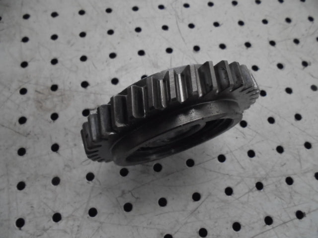 For DAVID BROWN 990 995 996 HYDRAULIC PUMP IDLER GEAR IN REAR PTO HOUSING