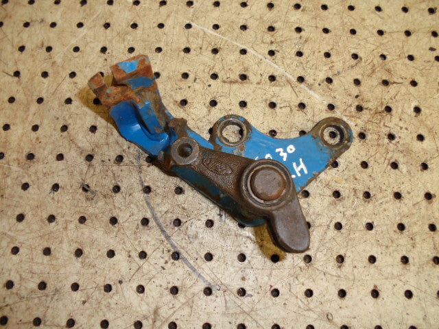 For FORD 5030 RH BRAKE PIVOT BRACKET