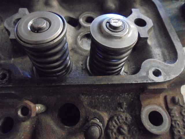 For FORD 4600 ENGINE CYLINDER HEAD ASSEMBLY
