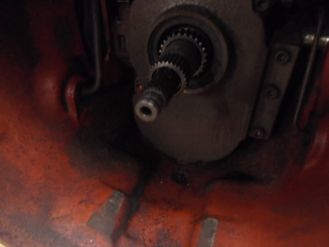 For FORD 545D 550 SHUTTLE GEARBOX -8 SPEED TORQUE CONVERTER