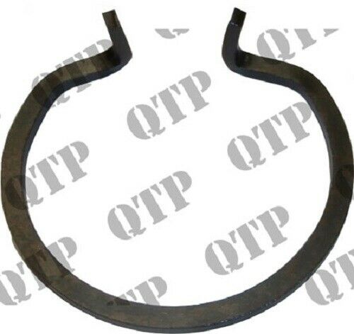 Massey Ferguson 5400, 6100, 6200, 6400 PTO Shaft Circlip