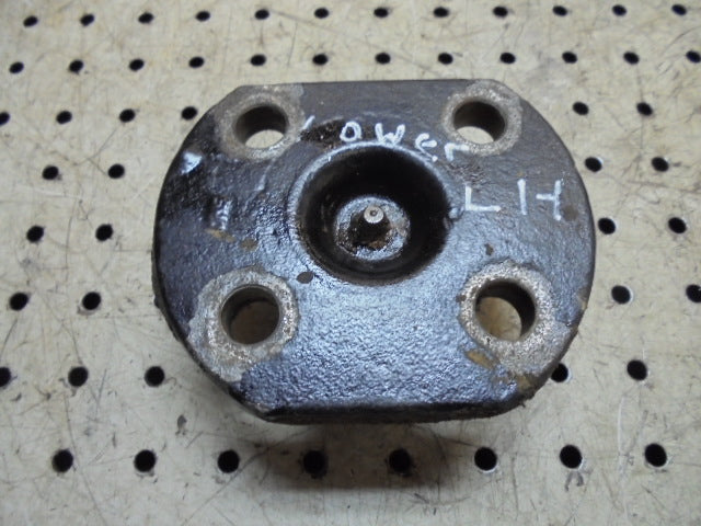 For CASE 4240,30 / 895 CARRERO 707 4wd FRONT AXLE LH SWIVEL LOWER PIN