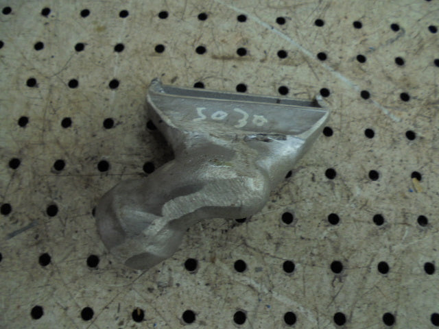 For FORD 5030 HYDRAULIC PUMP SUCTION FITTING / ELBOW