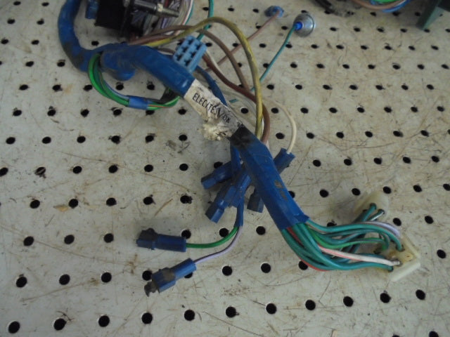 Ford 5610 6610 (LP Cab) Dash Wiring Loom And Fuse Box