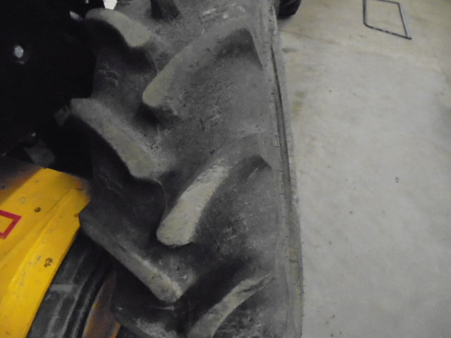 For DAVID BROWN 1490 1494 12.4 X 24 WHEEL & TYRE