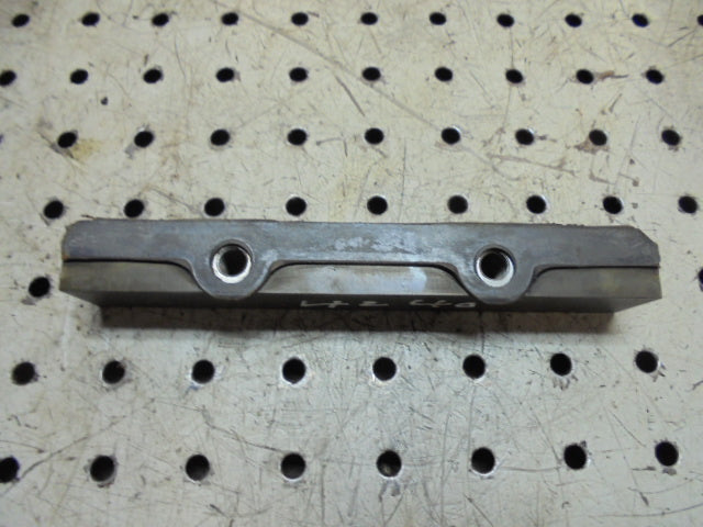 For CASE 4240/4230 ENGINE SUMP REAR MOUNTING BLOCK